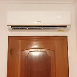 Апартаменты Low-Budget Cozy 3 Bedroom Apt